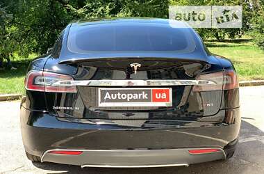 Лифтбек Tesla Model S 2013 в Виннице