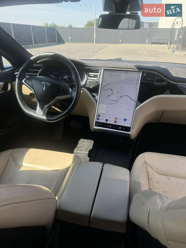 Ліфтбек Tesla Model S 2016 в Мукачевому