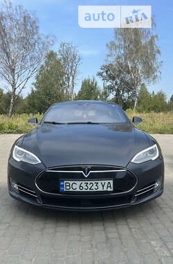 Ліфтбек Tesla Model S 2015 в Львові