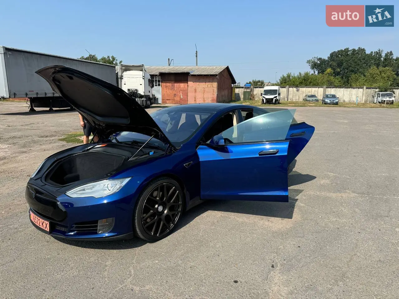 2014 Tesla Model S - мініатюра 10