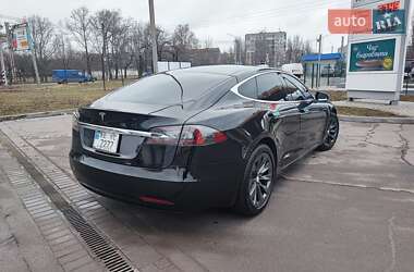 Лифтбек Tesla Model S 2018 в Николаеве