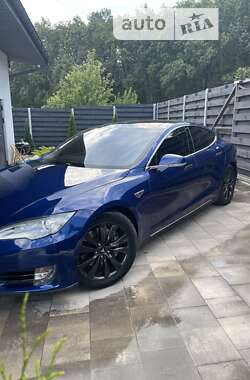 Лифтбек Tesla Model S 2015 в Харькове