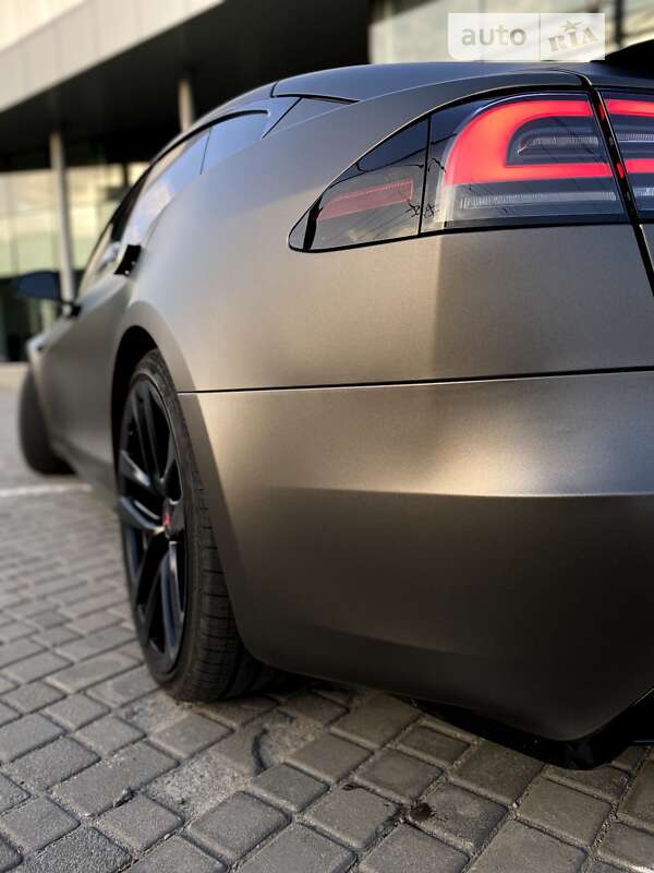 Ліфтбек Tesla Model S 2023 в Дніпрі фото 4 Ліфтбек Tesla Model S 2023 в Дніпрі