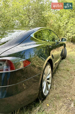 Лифтбек Tesla Model S 2013 в 
