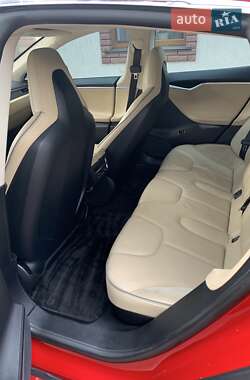 Лифтбек Tesla Model S 2013 в Киеве