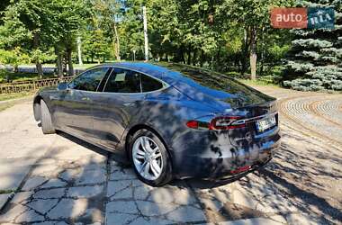 Лифтбек Tesla Model S 2016 в Харькове