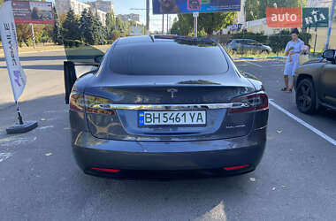 Ліфтбек Tesla Model S 2019 в Одесі