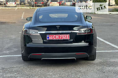 Ліфтбек Tesla Model S 2013 в 