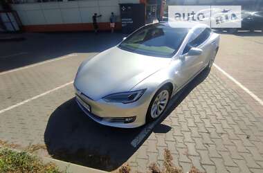 Ліфтбек Tesla Model S 2018 в Хмельницькому