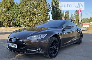 Ліфтбек Tesla Model S 2014 в Миколаєві