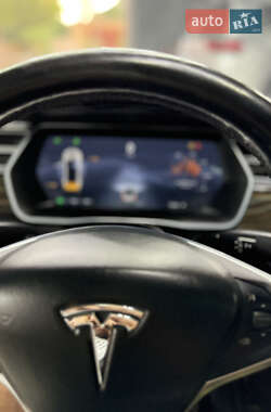 Лифтбек Tesla Model S 2016 в 