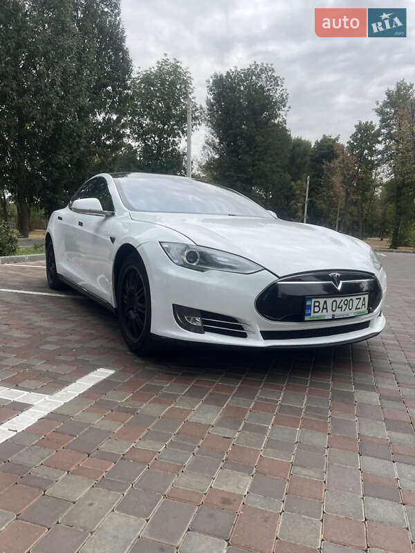 Лифтбек Tesla Model S 2012 в Кропивницком