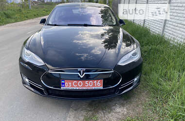 Лифтбек Tesla Model S 2014 в Киеве