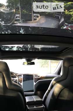Ліфтбек Tesla Model S 2016 в 