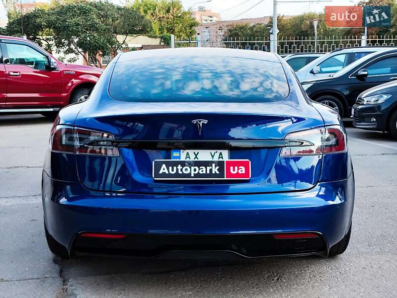 Лифтбек Tesla Model S 2022 в Харькове