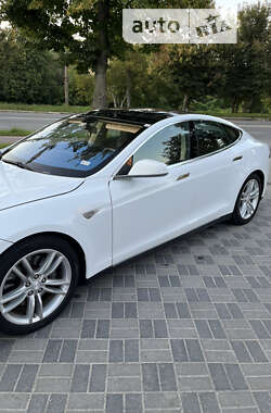 Лифтбек Tesla Model S 2013 в Хмельницком