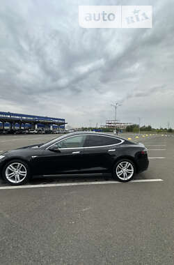 Лифтбек Tesla Model S 2013 в Киеве