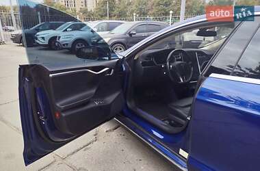 Лифтбек Tesla Model S 2015 в Харькове