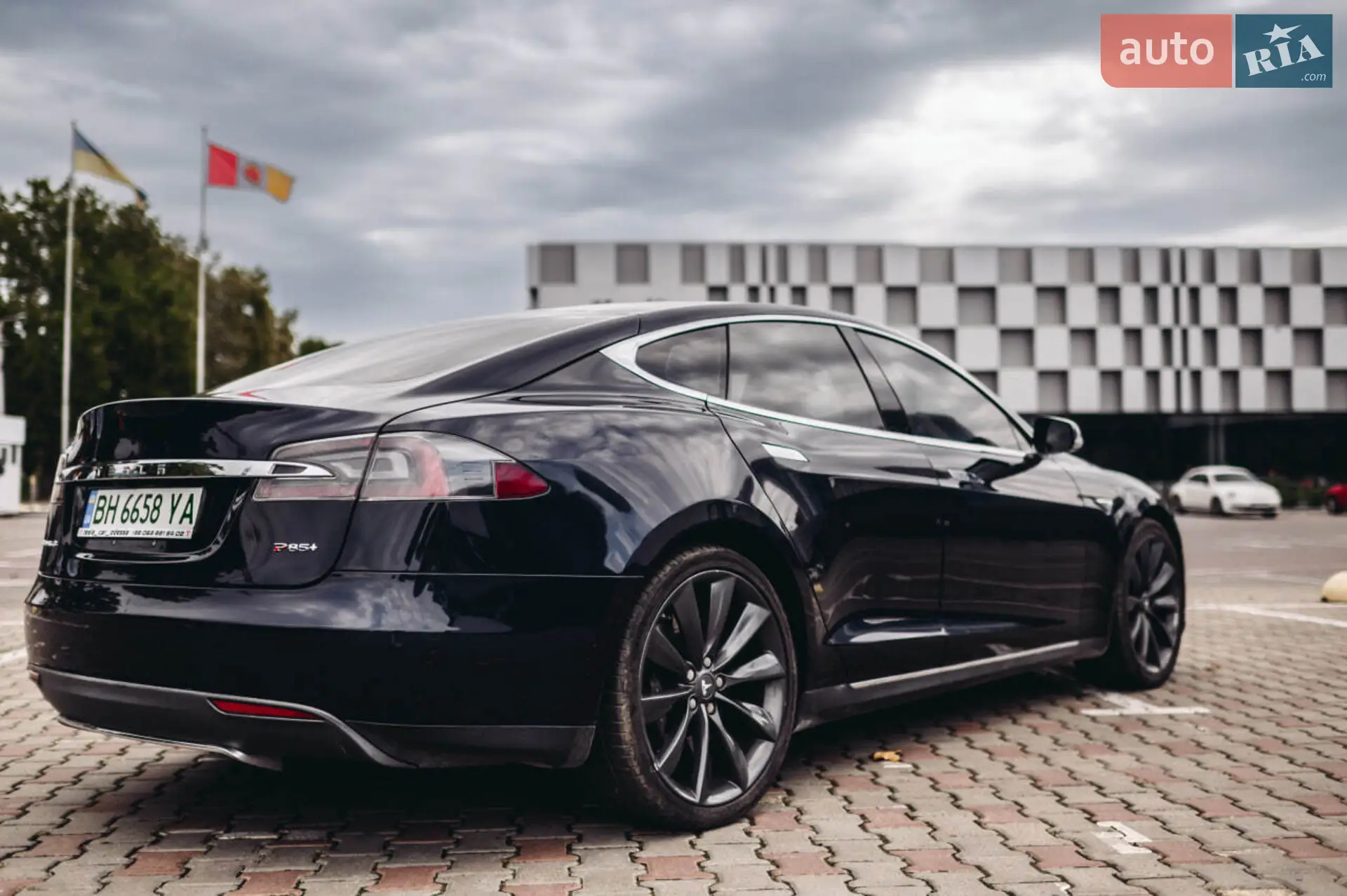 2013 Tesla Model S - мініатюра 4