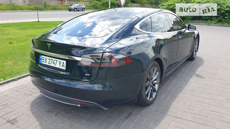 Ліфтбек Tesla Model S 2013 в Києві фото 4 Ліфтбек Tesla Model S 2013 в Києві