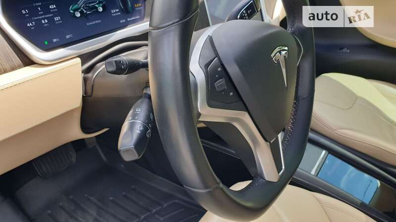 Ліфтбек Tesla Model S 2013 в Києві фото 21 Ліфтбек Tesla Model S 2013 в Києві