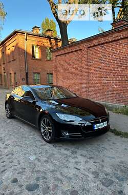 Лифтбек Tesla Model S 2013 в Киеве