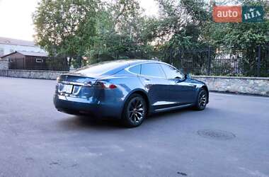Лифтбек Tesla Model S 2017 в Днепре