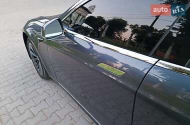 Лифтбек Tesla Model S 2019 в Трускавце