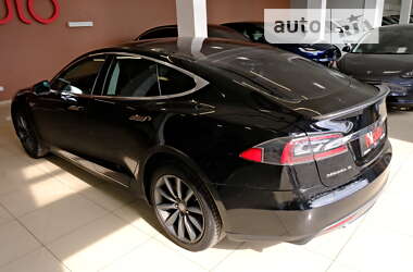 Ліфтбек Tesla Model S 2014 в Одесі