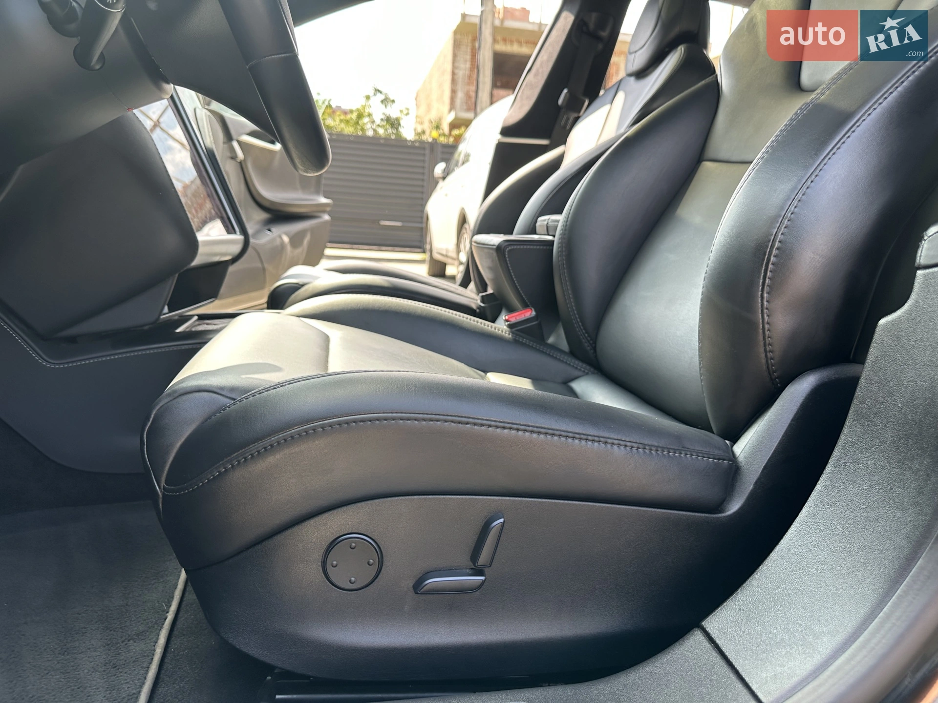 2018 Tesla Model S - мініатюра 12