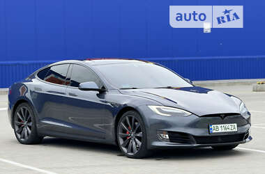 Ліфтбек Tesla Model S 2014 в Вінниці