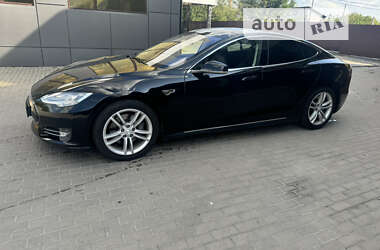 Лифтбек Tesla Model S 2014 в Ровно