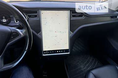 Ліфтбек Tesla Model S 2014 в Рівному фото 14 Ліфтбек Tesla Model S 2014 в Рівному