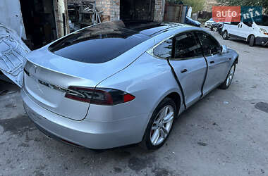 Лифтбек Tesla Model S 2014 в Запорожье