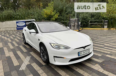 Лифтбек Tesla Model S 2023 в Львове