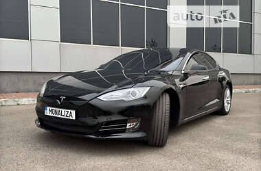 Лифтбек Tesla Model S 2016 в Белой Церкви