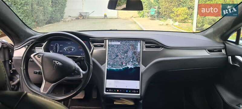 Ліфтбек Tesla Model S 2017 в Одесі