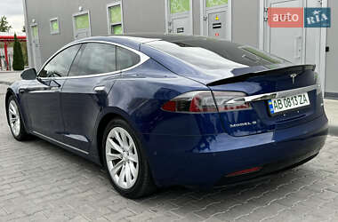 Лифтбек Tesla Model S 2018 в Виннице
