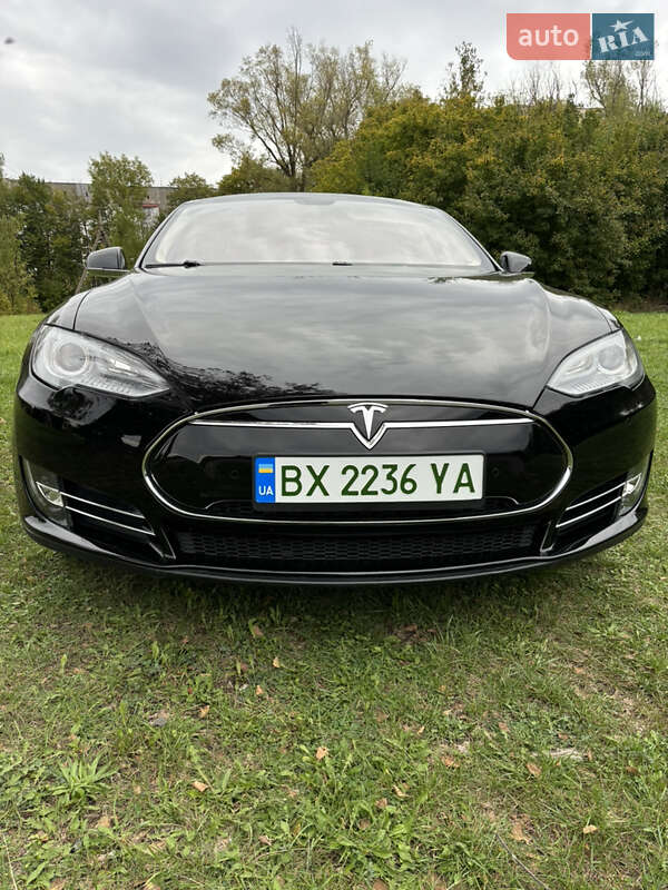Лифтбек Tesla Model S 2013 в Красилове фото 2 Лифтбек Tesla Model S 2013 в Красилове