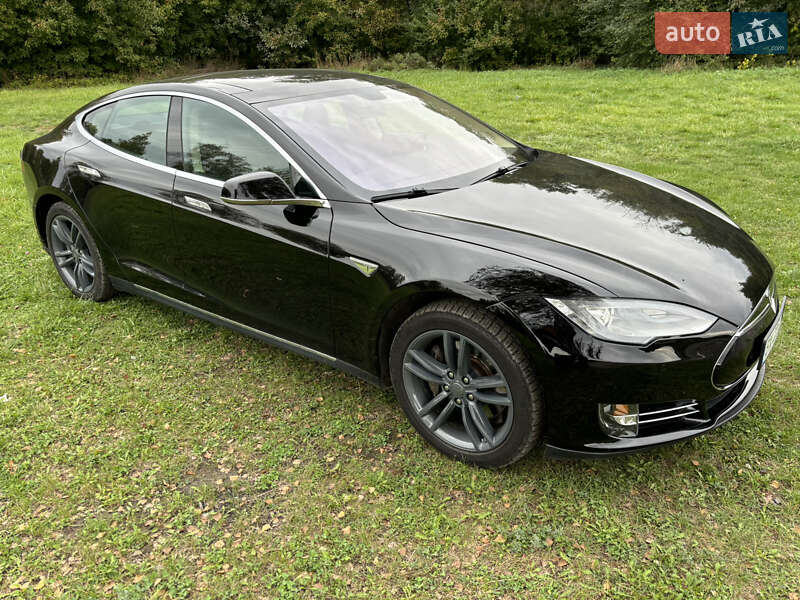 Лифтбек Tesla Model S 2013 в Красилове фото 12 Лифтбек Tesla Model S 2013 в Красилове