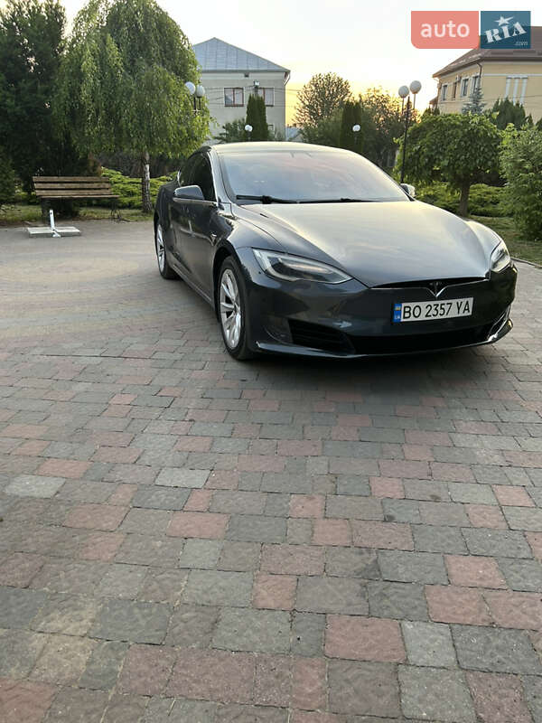 Ліфтбек Tesla Model S 2017 в Рогатині фото 3 Ліфтбек Tesla Model S 2017 в Рогатині