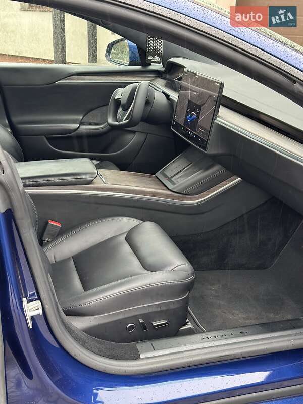 Лифтбек Tesla Model S 2021 в Хоросткове