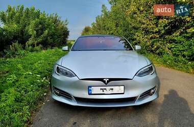 Ліфтбек Tesla Model S 2018 в 