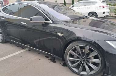 Лифтбек Tesla Model S 2014 в Ворзеле