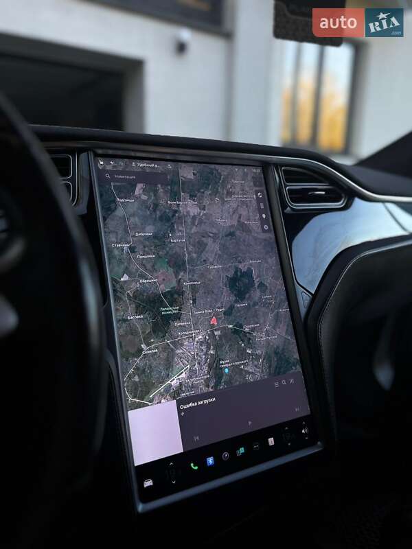 Лифтбек Tesla Model S 2015 в Львове