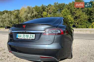 Лифтбек Tesla Model S 2014 в Днепре