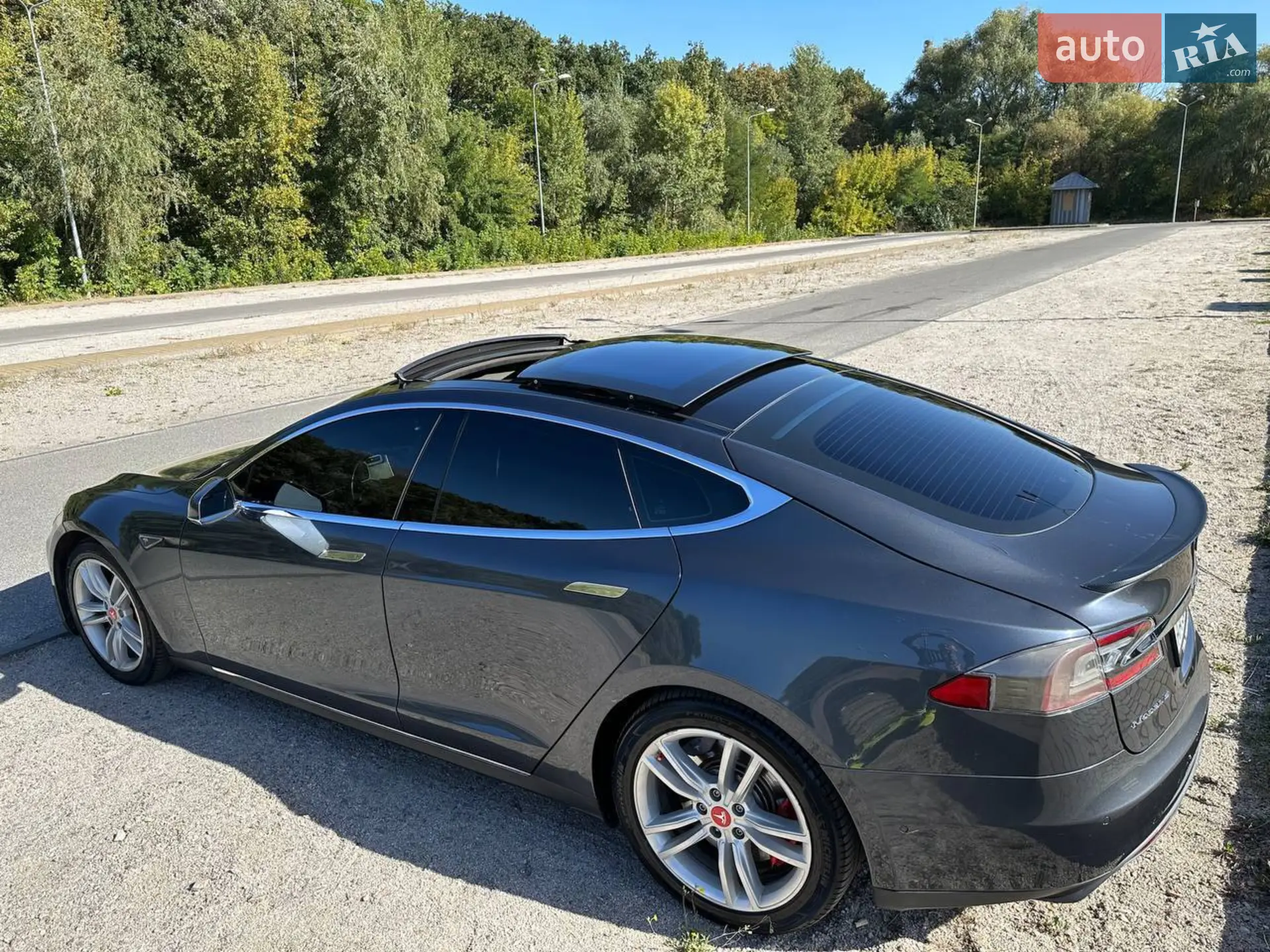 2014 Tesla Model S - мініатюра 26