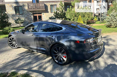 Лифтбек Tesla Model S 2014 в Киеве