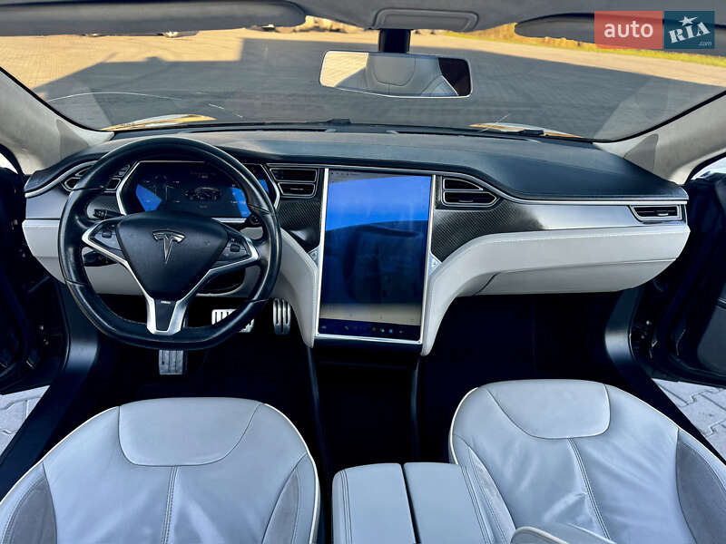 Ліфтбек Tesla Model S 2014 в Зборові