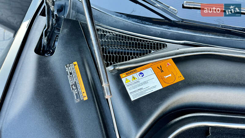 Ліфтбек Tesla Model S 2014 в Зборові